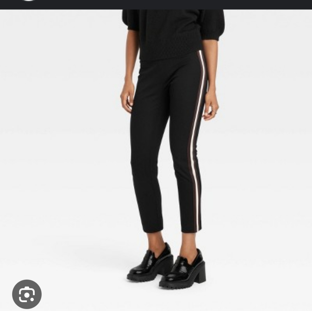 A new day  high rise fitted stretch pants